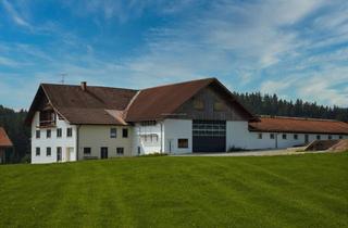 Bauernhaus kaufen in 87487 Wiggensbach, Bauernhaus in Alleinlage mit 15 000 m² Grund bei Kempten