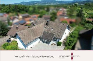 Haus kaufen in 77855 Achern, EFH mit Schwarzwald-Panorama-Blick, 220 m² Wohnfl., Wintergarten, Doppelgarage, Balkon und Garten.
