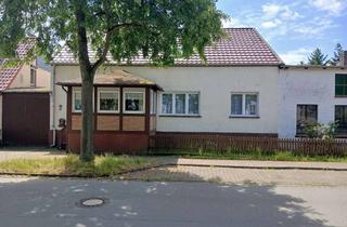 Einfamilienhaus kaufen in 39606 Ballerstedt, Einfamilienhaus mit ehemaliger Tischlerei, Nebengebäuden und Ackerland in Groß Ballerstedt (Altmark)