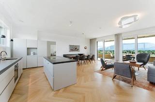 Wohnung kaufen in 83395 Freilassing, Auf der Sonnenseite! Stilvolle Dachgeschosswohnung im perfekten Einklang