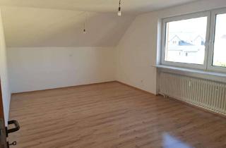 Wohnung mieten in 68549 Ilvesheim, Schöne helle 2-Zimmer-DG-Wohnung mit Balkon in Ilvesheim zu vermieten....