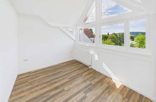 Wohnung mieten in 36199 Rotenburg, Moderne 2-Zimmer-Wohnung mit Einbauküche und Balkon