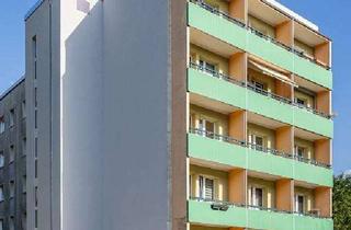 Sozialwohnungen mieten in Wiener Straße, 14772 Hohenstücken, Mit WBS - 1 Raumwohnung mit Badewanne und Balkon, Fahrstuhl vorhanden