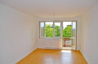 Wohnung mieten in Wilhelm-Koenen-Straße 103, 06526 Sangerhausen, sanierte 4-Raum-Wohnung mit Balkon! Bezug ab 01.09.25 möglich!