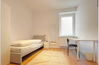 Wohnung mieten in Kaulbachstraße, 12247 Lankwitz, Möbeliertes Zimmer in 3er WG - Kernsaniert und Uni Nähe