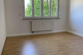 Wohnung mieten in Händelstraße 40, 85057 Ingolstadt, Helle 2-Zimmer-Wohnung mit separater Küche und 2 Balkonen