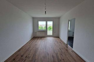 Wohnung mieten in Christinenstraße 29, 14772 Hohenstücken, Hoch hinaus in euer neues Wohnglück: 2-Zimmer-Wohnung mit Balkon wartet in Hohenstücken!