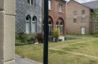 Lofts mieten in Oberforstbacher Straße 69, 52076 Kornelimünster, Loftartige Altbau-Wohnung mit Wow-Effekt – stilvoll wohnen unter Kreuzgewölben