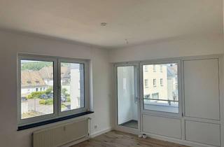 Wohnung mieten in Stiftsplatz 10, 59872 Meschede, Frisch renovierte 3-Zimmer-Wohnung mit Loggia und Marktplatzblick – 100 m² im Herzen von Meschede