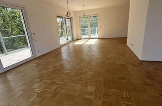 Penthouse mieten in Paul-Bäumer-Straße 19, 47137 Mittelmeiderich, Schöne 4-Zimmer-Penthouse-Wohnung mit gehobener Innenausstattung mit Balkon in Duisburg