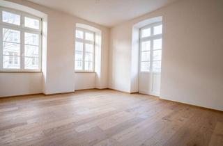 Wohnung mieten in 79379 Müllheim, Altbauwohnung mit 2 Zimmern in zentraler Lage Müllheims