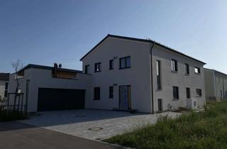 Wohnung mieten in Hollerweg, 86558 Hohenwart, Erstbezug mit Dachterrasse: 4-Zimmer-Wohnung in Hohenwart