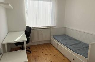 Wohnung mieten in Feldstraße 135, 22880 Wedel, Möblierte Wohnung mit eigener Küche und Badezimmer