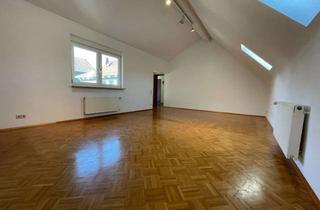 Einfamilienhaus kaufen in 76448 Durmersheim, Provisionsfrei! Viel Raum zum Leben - Einfamilienhaus (167 m² Wohnfläche) mit Hof und Doppelgarage!