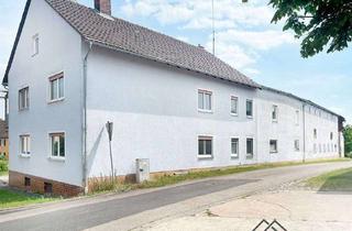 Haus kaufen in 91484 Sugenheim, Ländlicher 3-Seiten-Hof zur Sanierung – Wohnhaus, Hofareal, Stallungen und 5.000 m² Wald!