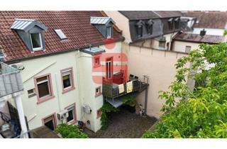 Mehrfamilienhaus kaufen in 67227 Frankenthal, Mehrfamilienhaus mit Stellplätzen in zentraler Lage mit grüner Oase!