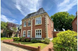 Villa kaufen in 25813 Husum, TOPLAGE HUSUM mit Potential: Repräsentative VILLA AM SCHLOSSPARK mit großem Süd-Garten/ Bauplatz !