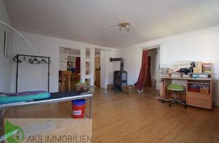 Einfamilienhaus kaufen in 71272 Renningen, Ein Zuhause mit Geschichte und Zukunft – Charmantes Einfamilienhaus mit Ausbaupotenzial in Malmsheim