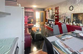 Wohnung kaufen in 44575 Castrop-Rauxel, BARRIEREFREI Charmante Dachgeschoss-Wohnung mit 2 Garagen und Einbauküche in Castrop-Rauxel!