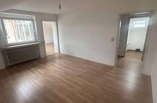 Wohnung mieten in 71083 Herrenberg, Exklusive 5-Raum-DG-Wohnung mit Balkon und Einbauküche in Herrenberg