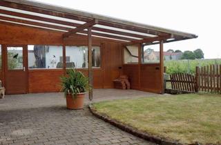 Haus kaufen in 67480 Edenkoben, Solide Haushälfte mit Ausbaupotenzial in Ortsrandlage!