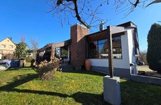 Haus kaufen in 71144 Steinenbronn, Steinenbronn - Raumwunder - Architektonisch anspruchsvolles EFH mit ELW und vielen Möglichkeiten