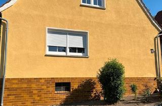 Einfamilienhaus kaufen in 97633 Sulzfeld, Sulzfeld - Einfamilienhaus mit 6 Zimmern & Wintergarten , Küche Bad etc