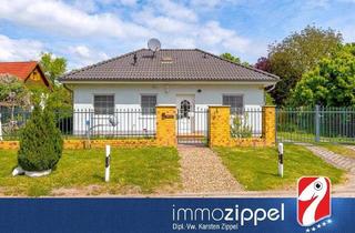 Einfamilienhaus kaufen in 16259 Falkenberg, Falkenberg - Moderner Bungalow nahe Falkenberg! Bj.2001, 3Zi.,Kü.,Bad mit Sauna, Kamin, Wi.-garten, 620m² Grdst.