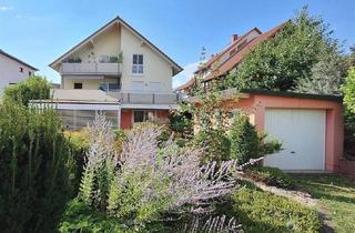 Wohnung kaufen in 68794 Oberhausen-Rheinhausen, Oberhausen-Rheinhausen - Helle attraktive Dachgeschoss-Wohnung mit Balkon, Garten & PKW Stellplatz in ruhiger Wohnlage !
