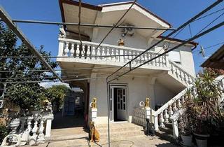 Haus kaufen in 24568 Kaltenkirchen, Kaltenkirchen - Haus Immobilie Montenegro Podgorica Privatverkauf