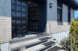 Einfamilienhaus kaufen in 35625 Hüttenberg, Hüttenberg - Provisionsfrei - gepflegtes EFH mit großer ELW in top Lage!