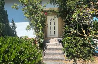 Einfamilienhaus kaufen in 61267 Neu-Anspach, Neu-Anspach - 680 m² Grundstück. Privatverkauf mit renovierungsbedürftigem Haus