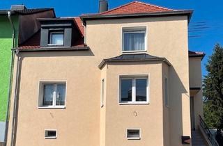 Einfamilienhaus kaufen in 66773 Schwalbach, Schwalbach - Modernisiertes Einfamilienhaus mit großzügigem Grundstück