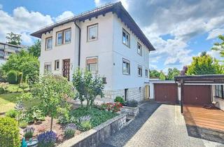 Haus kaufen in 96450 Coburg, Coburg - Preis-Leistungs-Hammer - Großzügiges Zweifamilienhaus in Creidlitz