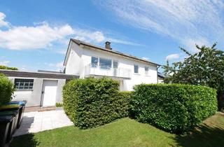 Haus kaufen in 33014 Bad Driburg, Bad Driburg - Zweifamilienhaus mit Großem Garten in ruhiger Wohnlage