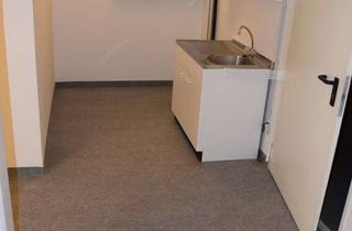 Wohnung kaufen in Am Grünhaus 10, 85630 Grasbrunn, Toller Hobbyraum mit Küchenzeile