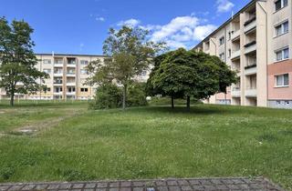 Wohnung kaufen in 04808 Wurzen, Saniert & Bezugsfrei: Helle 3-Zimmer-Wohnung mit Blick ins Grüne