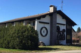 Wohnung kaufen in Unterdorf, 88167 Grünenbach, Stilvolle 1-Zimmer-Hochparterre-Wohnung mit EBK in Schönau