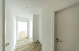 Wohnung mieten in Friedensstraße 123, 39446 Staßfurt, Familienfreundliche sanierte 4-Raumwohnung mit Balkon in Löderburg – Ihr neues Zuhause
