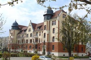 Wohnung mieten in Leo-Tolstoi-Straße, 07546 Gera, Schöne 2-Raum-Dachgeschosswohnung mit Balkon! (MEA2.16)