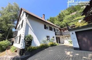 Mehrfamilienhaus kaufen in 78132 Hornberg, +++ sonniges Mehrfamilienhaus mit 3 Wohnungen, Terrasse, Garage und großem Balkon in Hornberg +++