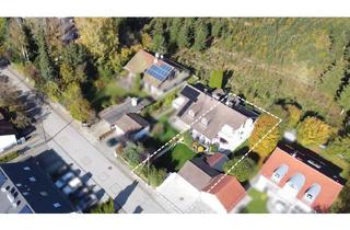 Doppelhaushälfte kaufen in 85630 Grasbrunn, Elegante Doppelhaushälfte mit Einliegerwohnung und Doppelgarage