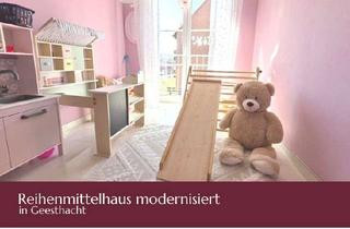 Haus kaufen in 21502 Geesthacht, Reihenmittelhaus modernisiert