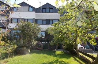 Reihenhaus kaufen in 58135 Haspe, Viel Platz für eine große Familie- 150 m² Reihenhaus mit 4 Schlafzimmern, Garten, P
