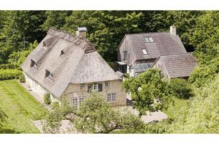 Haus kaufen in 24893 Taarstedt, Exklusive Reetdachkate zwischen Wald und Wiesen