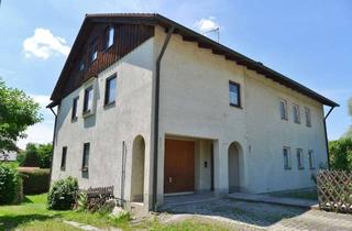 Haus kaufen in 82299 Türkenfeld, Zur Neugestaltung: Großes 3-Familienhaus mit Ausbaureserve in zentraler Lage