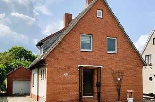 Einfamilienhaus kaufen in 26919 Brake, Einfamilienhaus mit Potenzial in ruhiger Sackgassenlage – Natur-/ und Wassernah