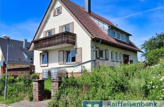 Haus kaufen in 75365 Calw, Wohnen im Grünen mit viel Platz und Freiheit! Charmantes Ein- oder Zweifamilienhaus in Calw-Altburg.
