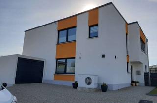 Haus mieten in 95233 Helmbrechts, Großes energieeffizientes Einfamilienhaus in Helmbrechts zu vermieten