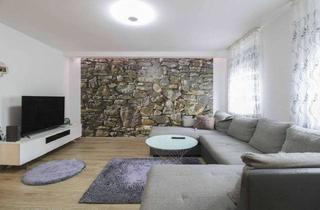 Wohnung kaufen in 78532 Tuttlingen, Für Anleger: Vermietete, gepflegte 2-Zi.-Whg. in zentraler Innenstadtlage